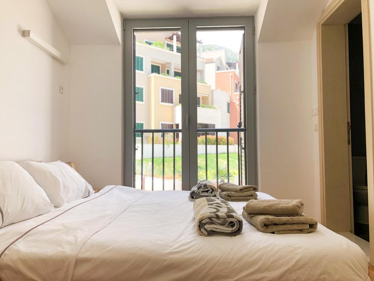 Lavender Bay Apartment D9 Donji Morinj Ngoại thất bức ảnh